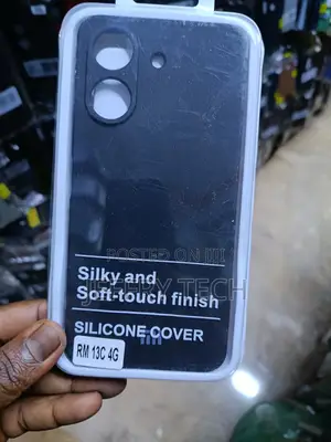 Glamour Case Silicone Cover Designed for the Xiaomi Redmi 13c.