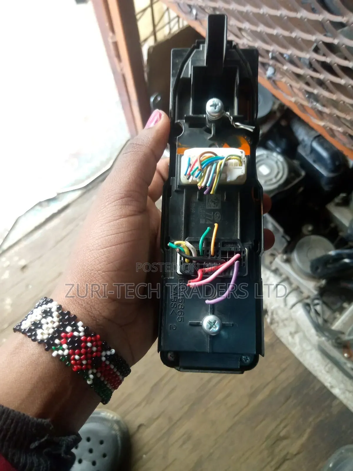 Subaru Forester Sk9 Main Switch