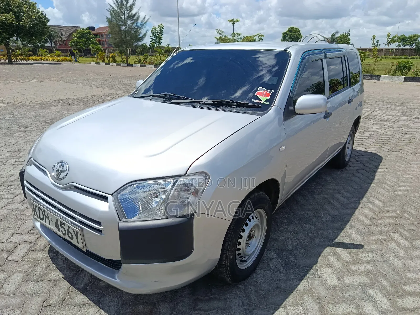 Toyota Probox 2016 Silver