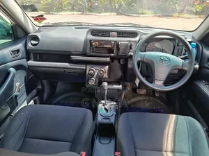 Toyota Probox 2016 Silver