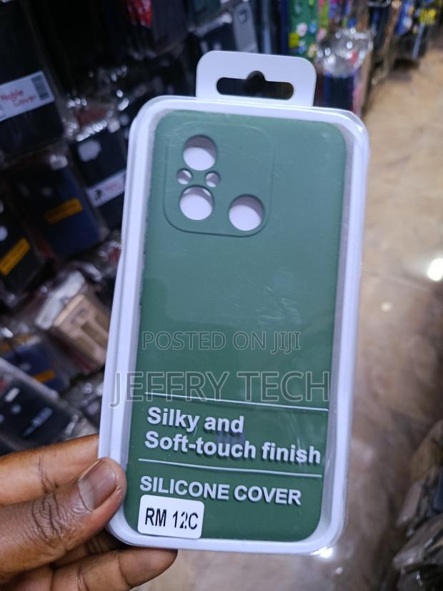 Silicone Phone Case Designed for the Xiaomi Redmi 12c.