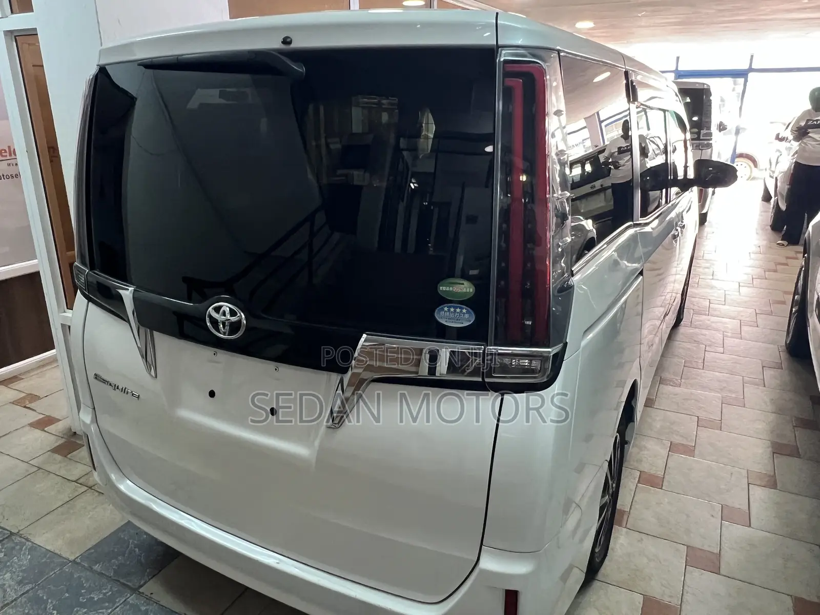 Toyota Esquire 2019 White