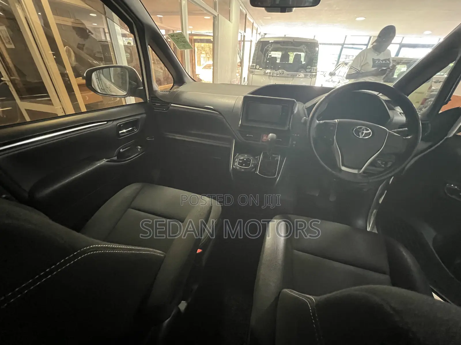 Toyota Esquire 2019 White