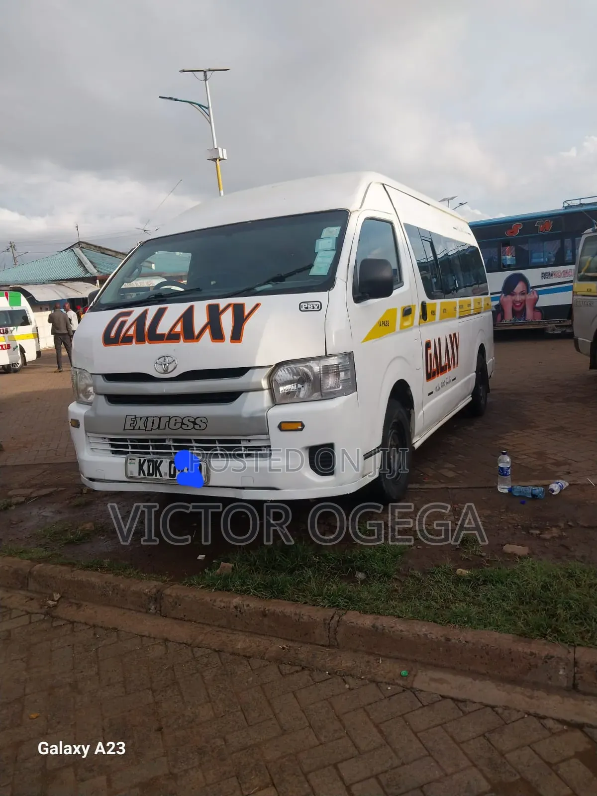 Toyota HiAce 2022 White