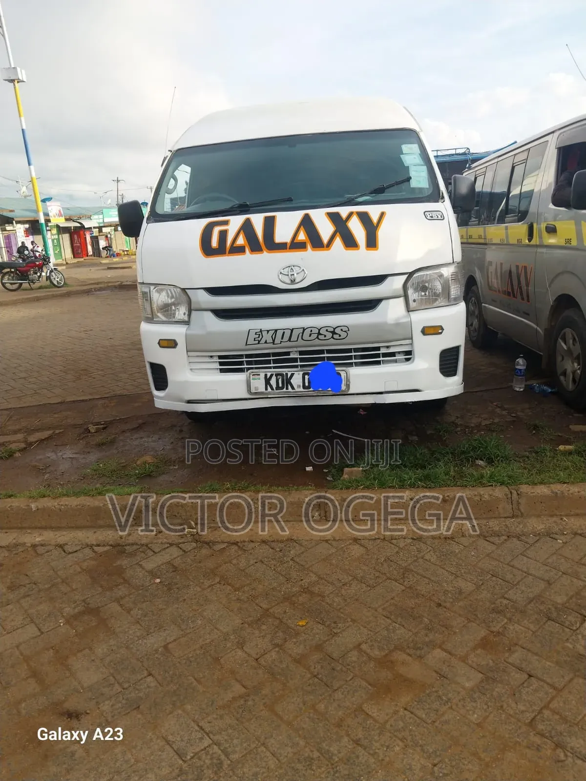 Toyota HiAce 2022 White