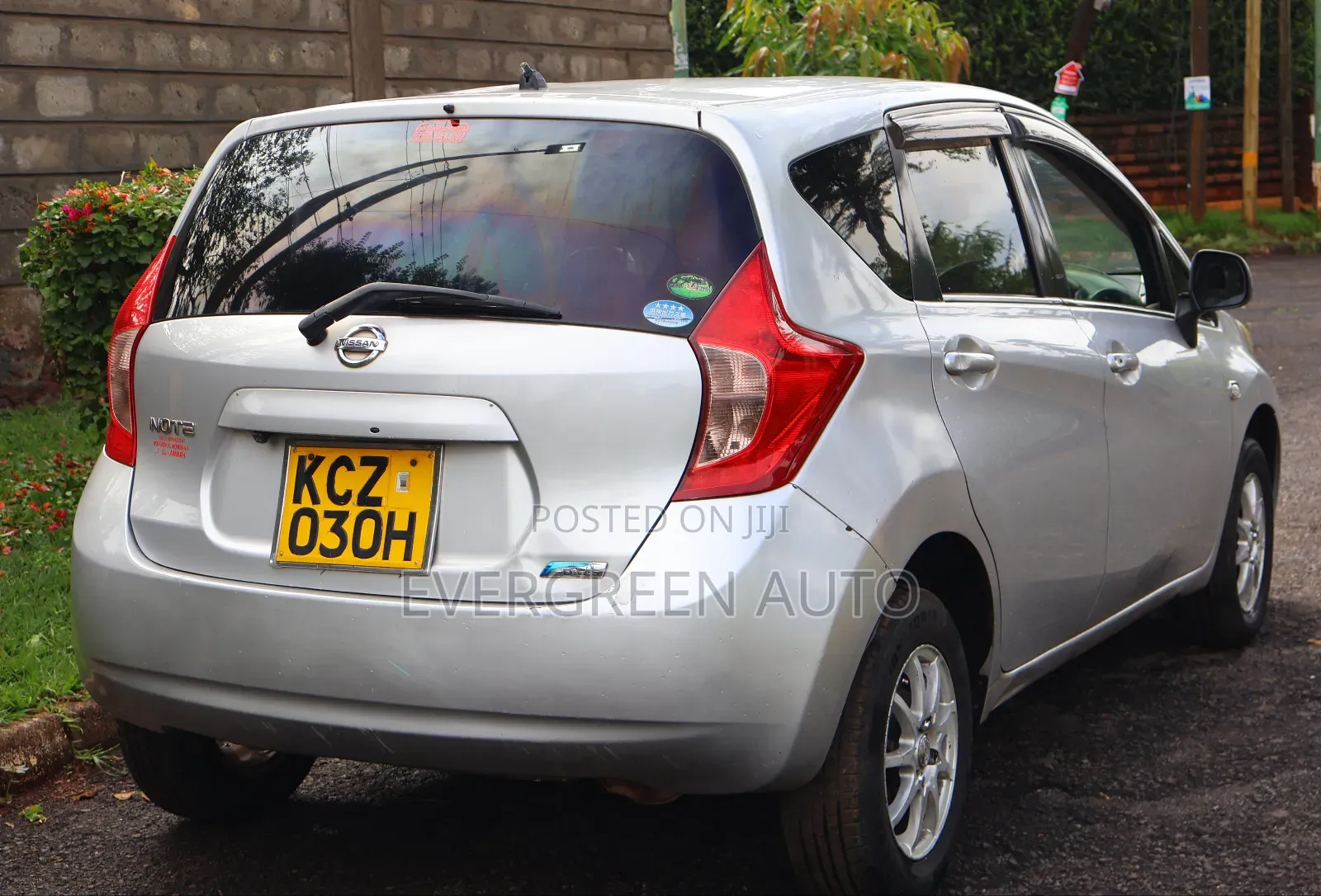 Nissan Note 1.2 Petrol 2013 Silver