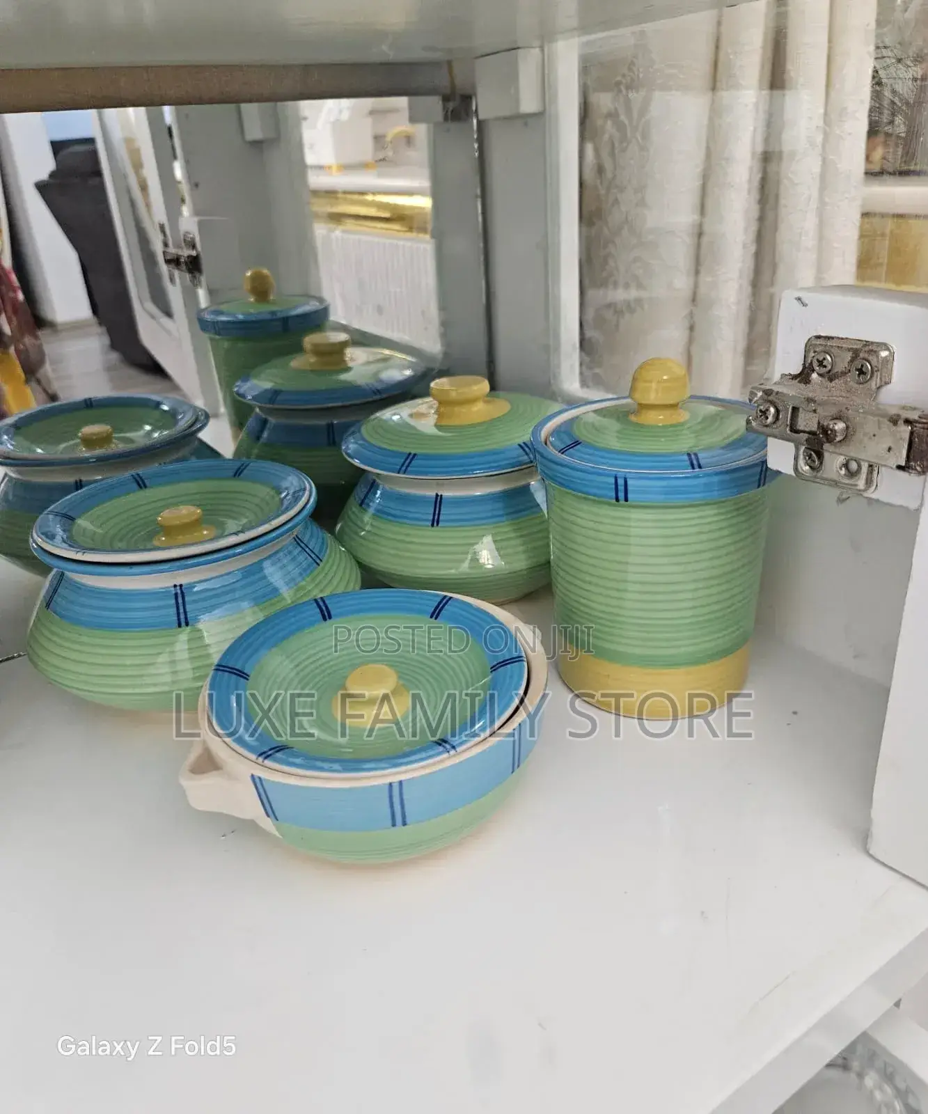 Bb Home Earth Serving/Mixing Bowl With Lid – Set of 4pcs 
Hand-Made