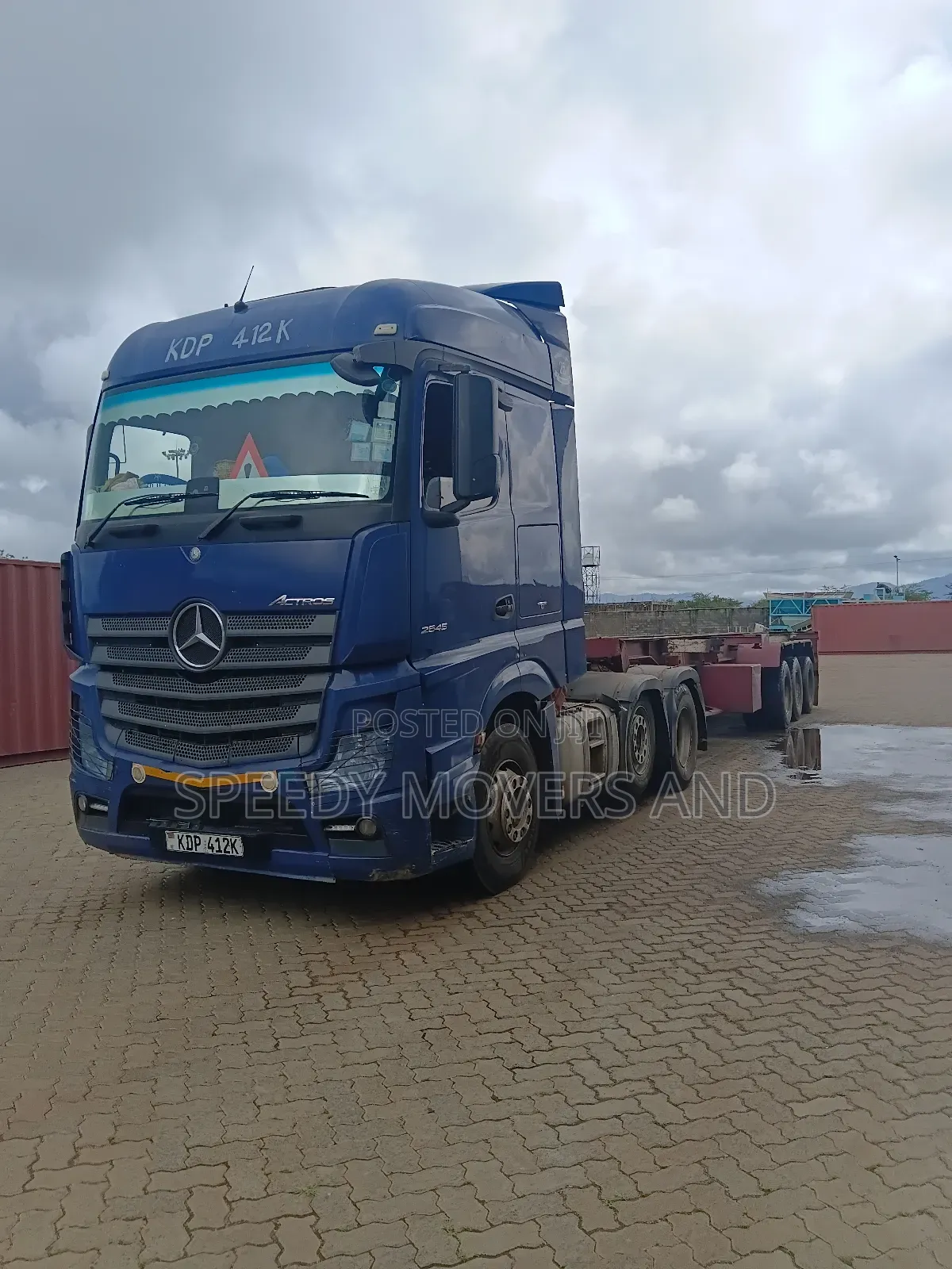 Skeletin/ Flatbed Trailers Are Available for Jobs and Load Delivery
