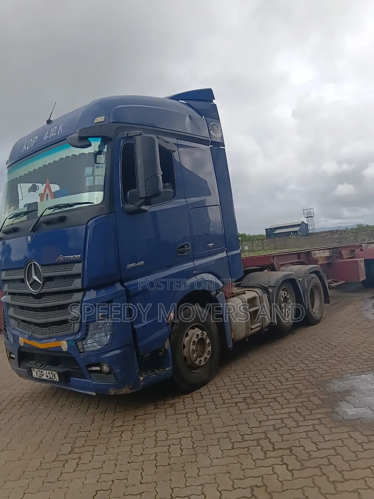 Skeletin/ Flatbed Trailers Are Available for Jobs and Load Delivery