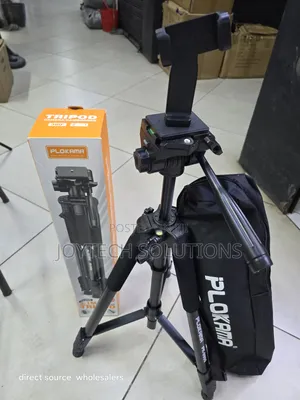 2.1 Meter Camera /Phone Tripod With Remote