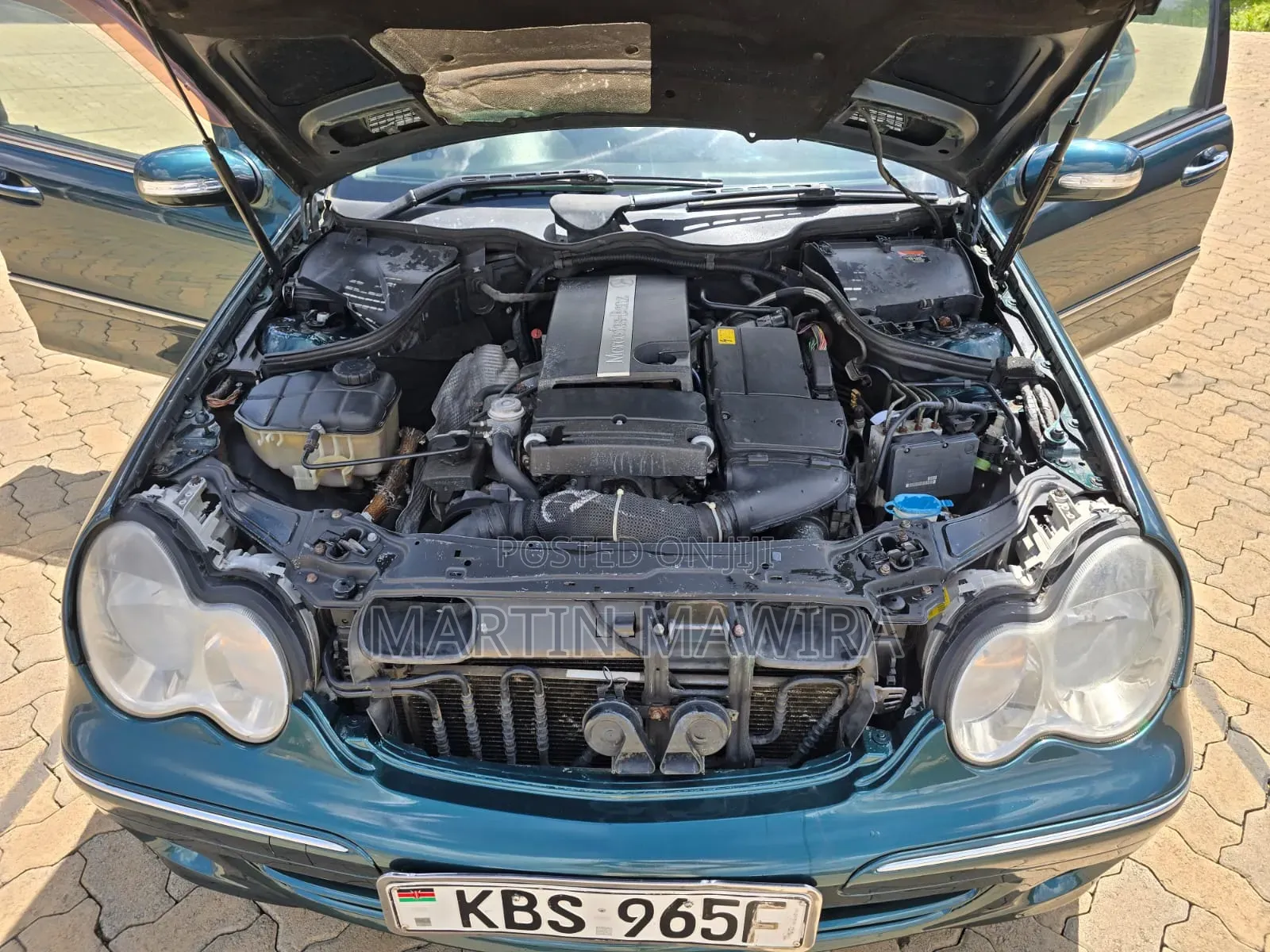 Mercedes-Benz C200 2005 Green