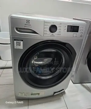 Electrolux 8kg Washing Machine With Steam
