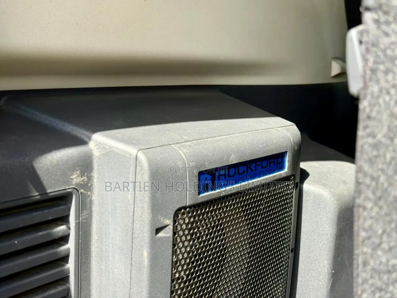 Mitsubishi Pajero 2019 White