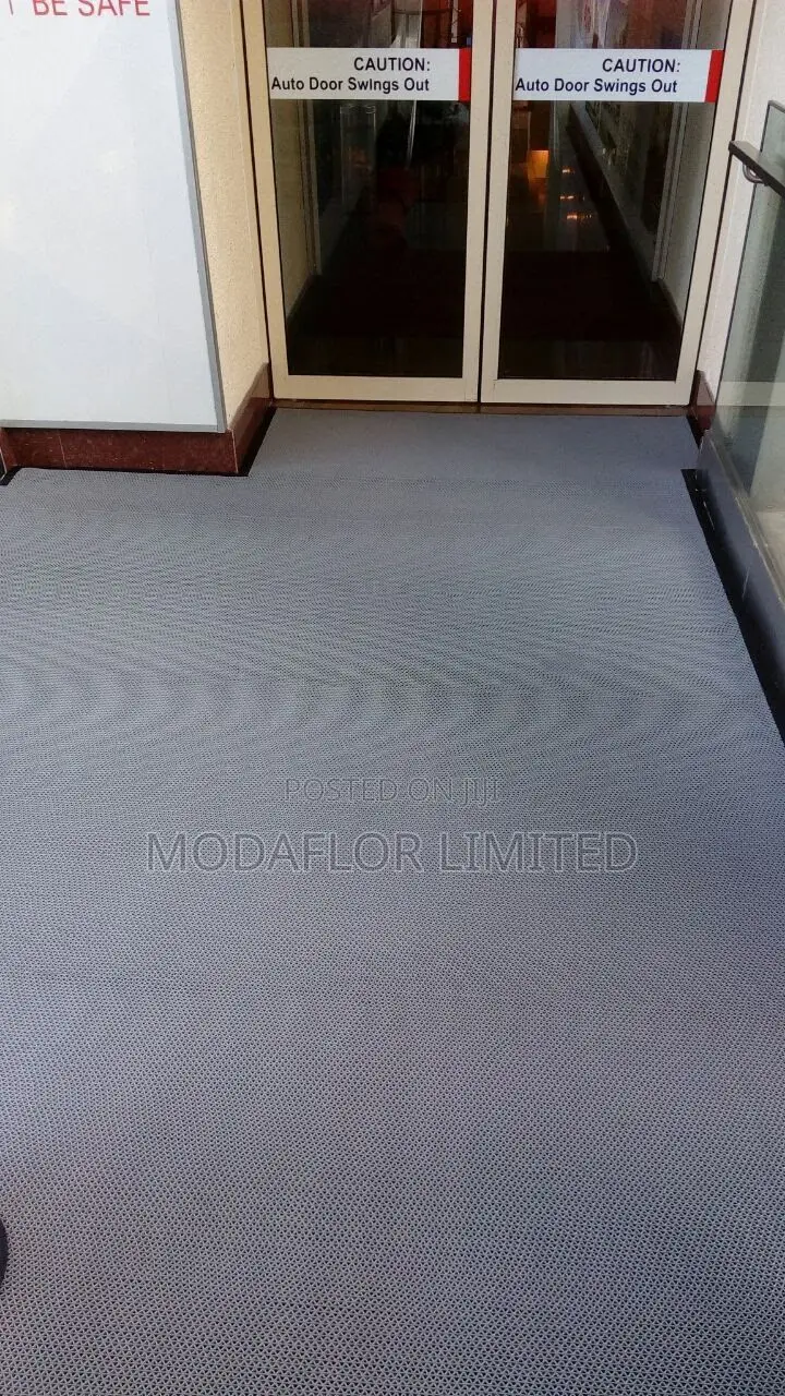 Anti Slip S Mat for Bathroom, Spa and Wet Indoor Floor Areas