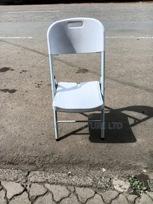 Foldable White Chair