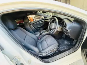 Mazda 3 2019 White