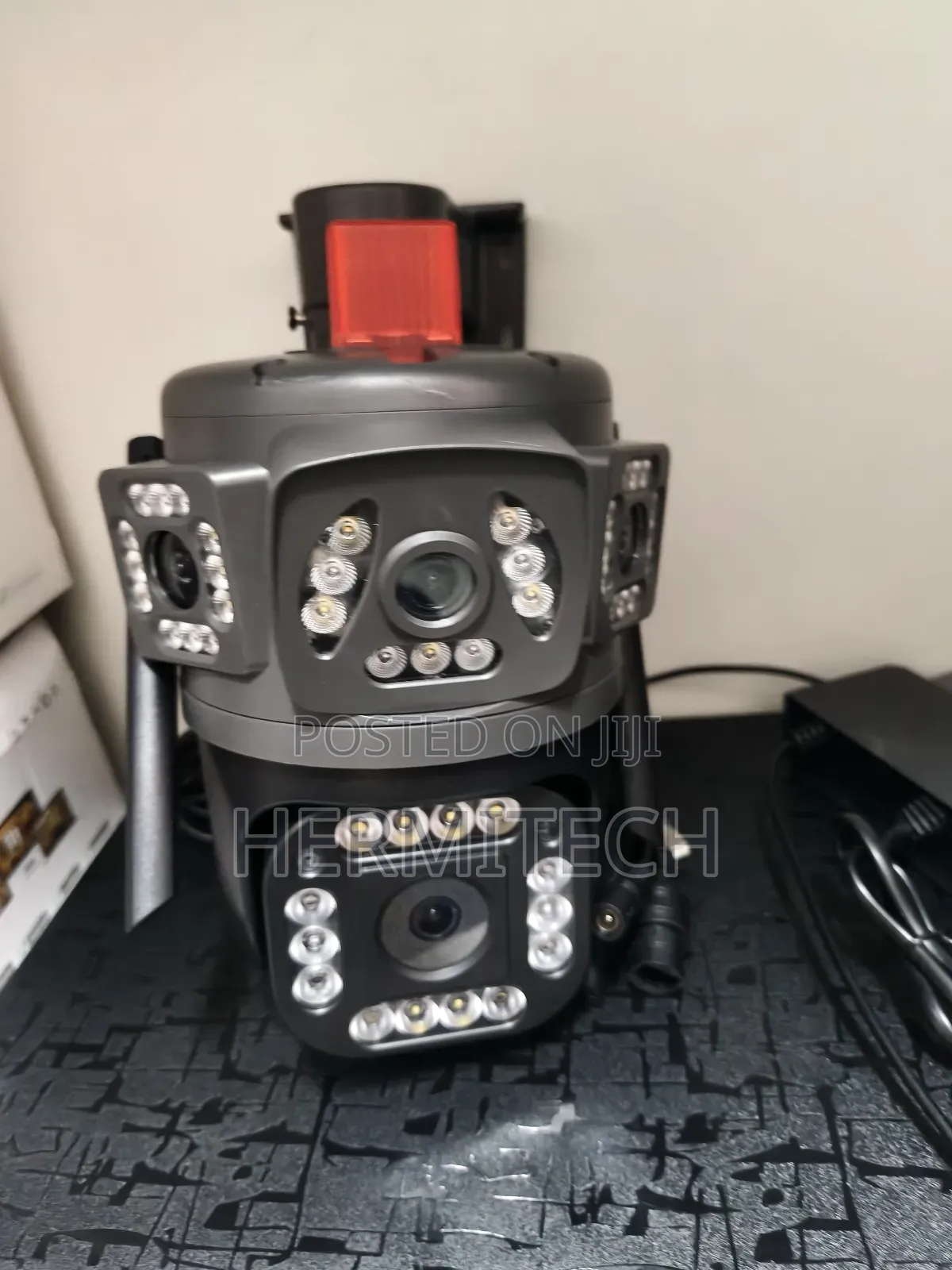 Dual Lens 4g Electric With Siren Zoom View Dual Lens CCTV
