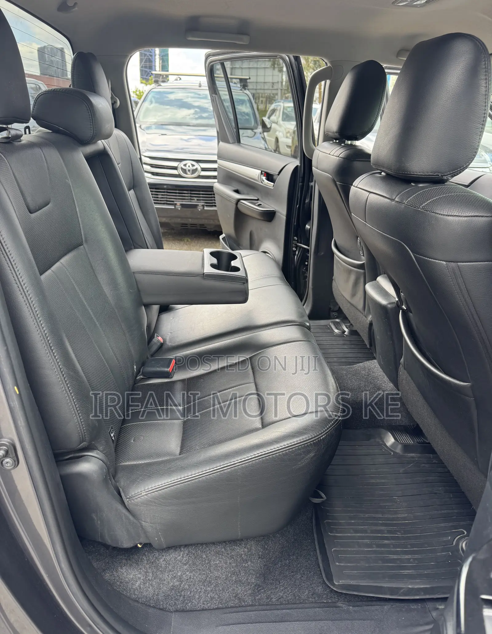 Toyota Hilux Revo Double Cab Deisel 2.4 AWD 2019 Gray