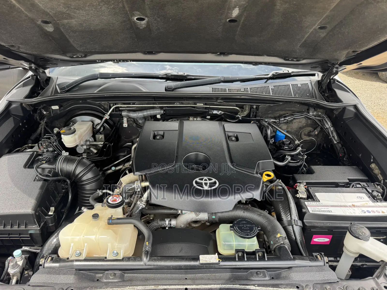 Toyota Hilux Revo Double Cab Deisel 2.4 AWD 2019 Gray