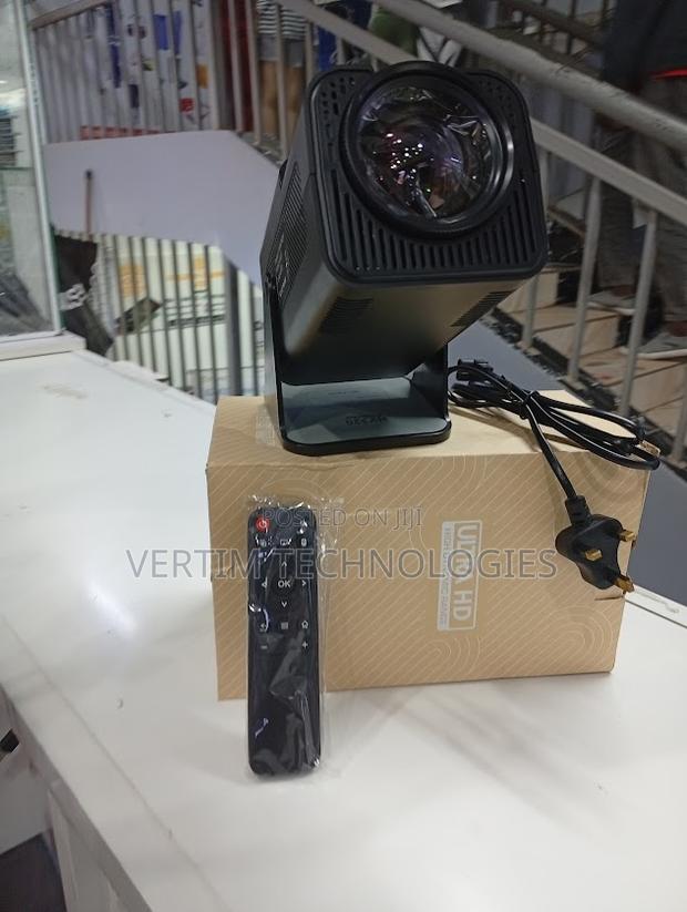 32000 Lumens Mini Wifi Android Projector With Inbuilt Speaker Hy 320 - thumbnail 2