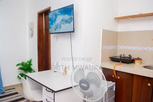 Marve a Studio in Mombasa [Mtwapa]