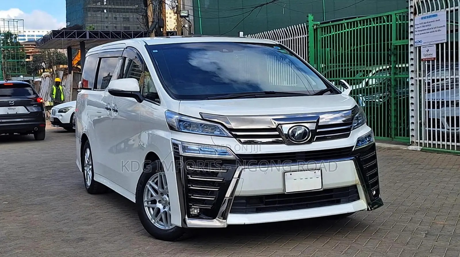 Toyota Vellfire 2019 White