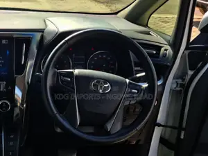 Toyota Vellfire 2019 White