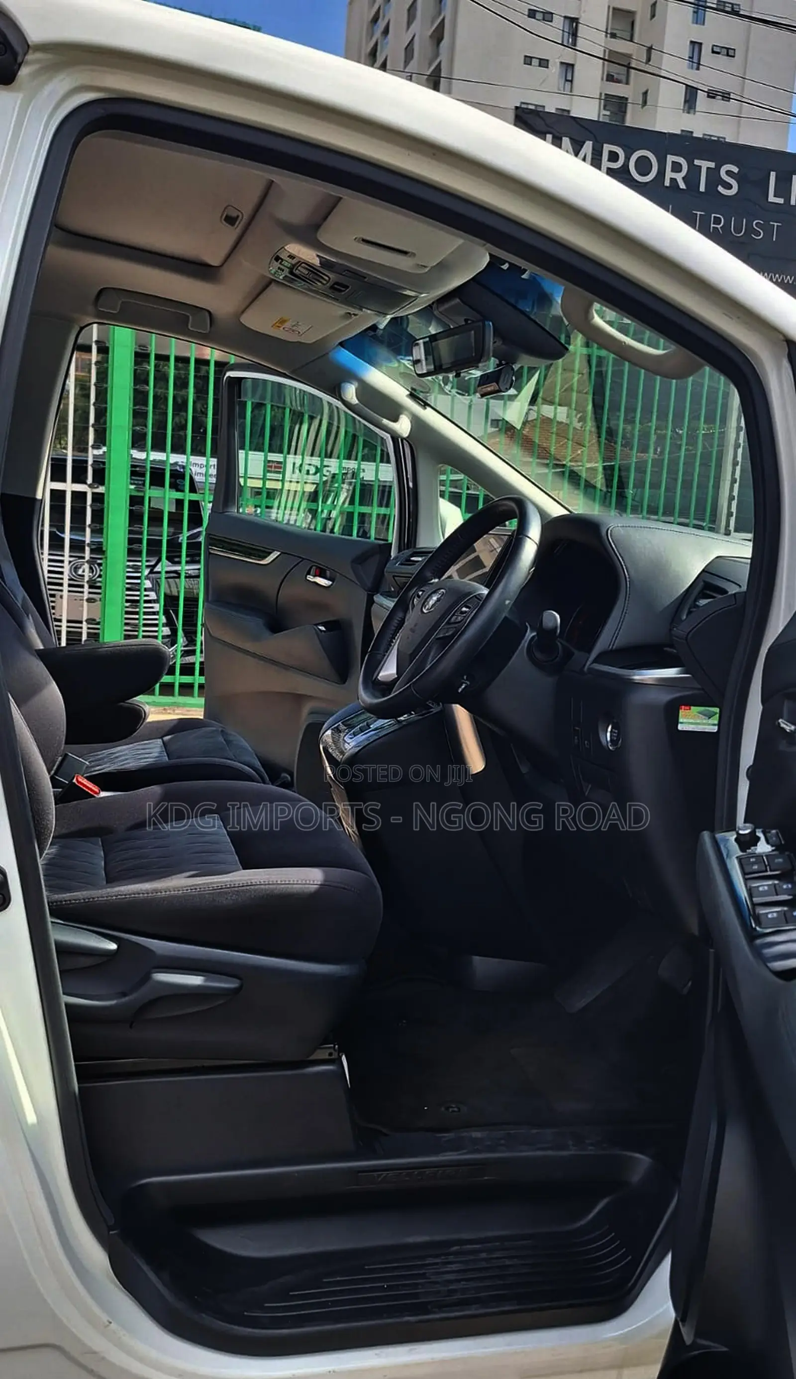 Toyota Vellfire 2019 White