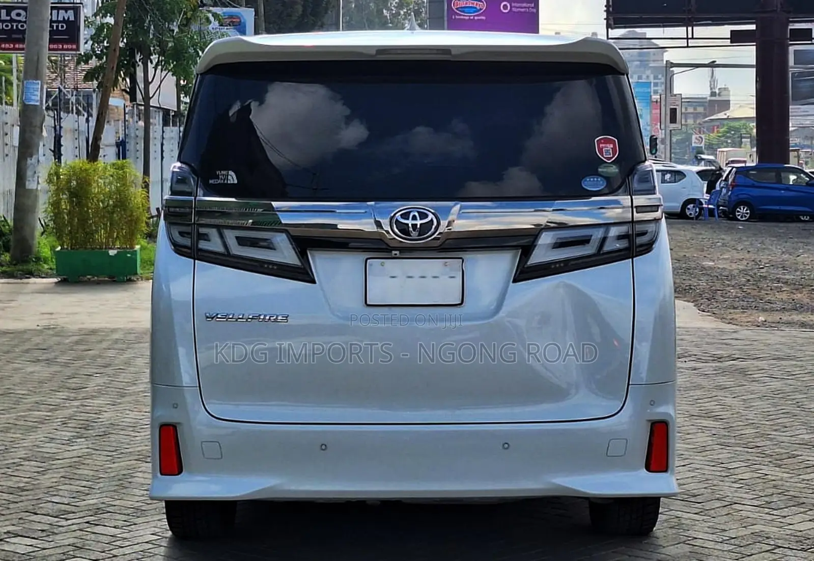 Toyota Vellfire 2019 White