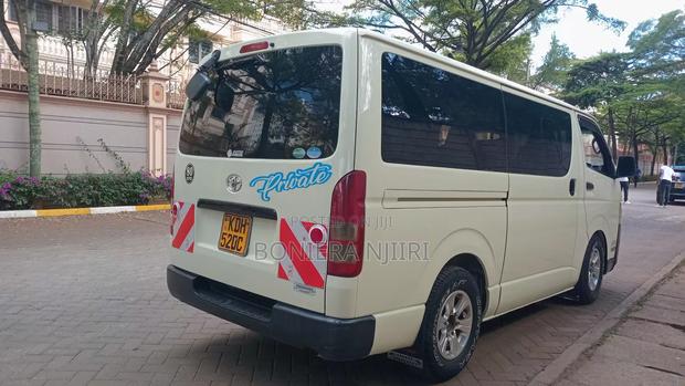 Toyota HiAce 2015 Yellow - thumbnail 5