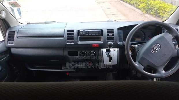 Toyota HiAce 2015 Yellow - thumbnail 7