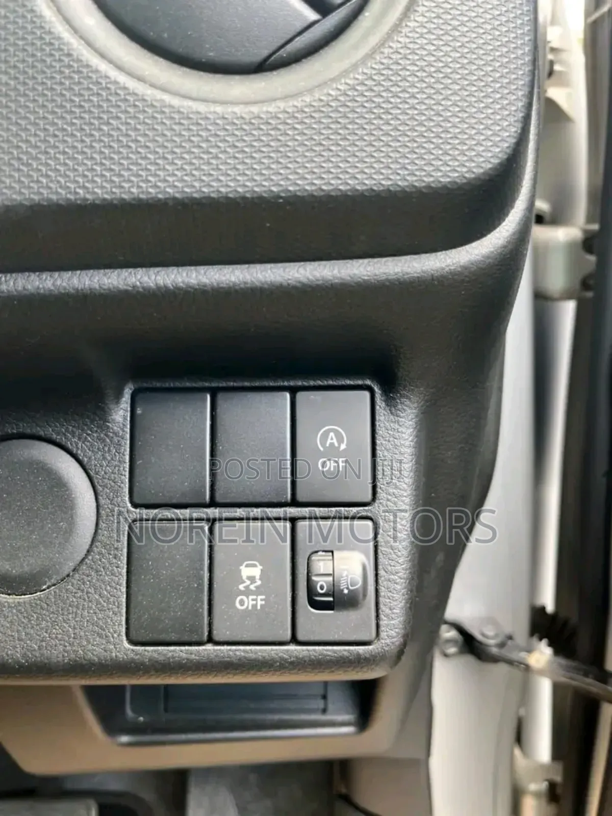 Suzuki Alto 2018 Silver