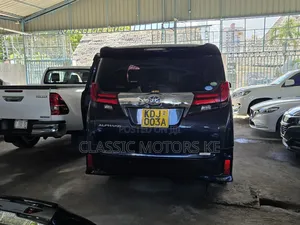 Toyota Alphard 2.5 Petrol FWD 2016 Black