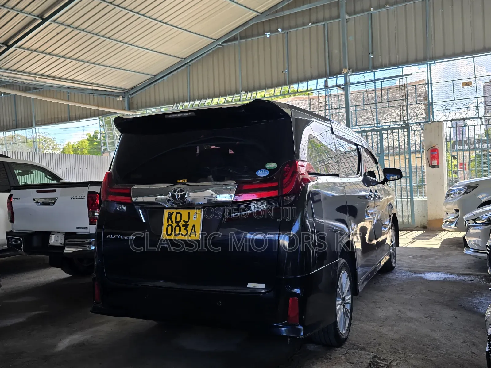 Toyota Alphard 2.5 Petrol FWD 2016 Black