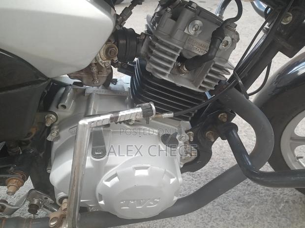 TVS HLX 125 2025 Black - thumbnail 6