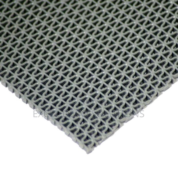 Anti Slip S Mat for Bathroom, Spa and Wet Indoor Floor Use