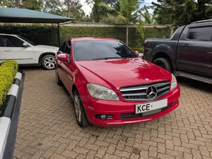 Mercedes-Benz C200 2008 Red