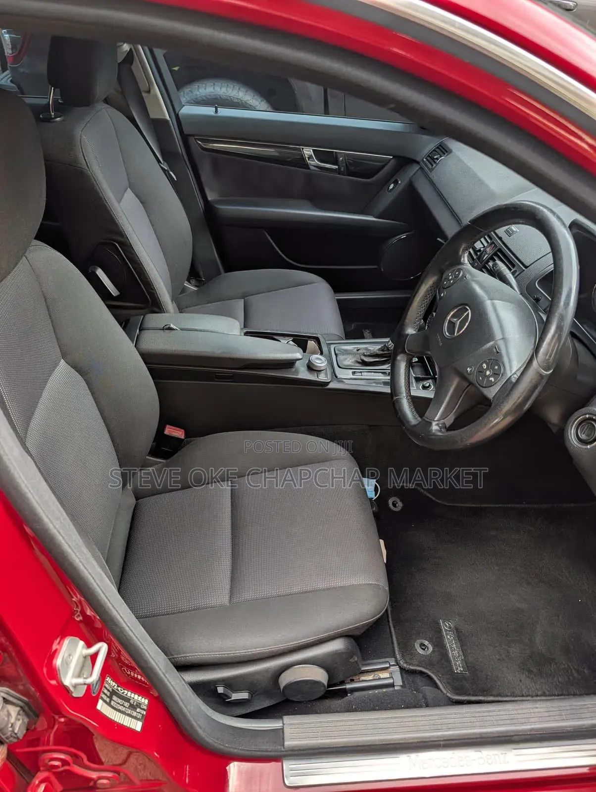 Mercedes-Benz C200 2008 Red