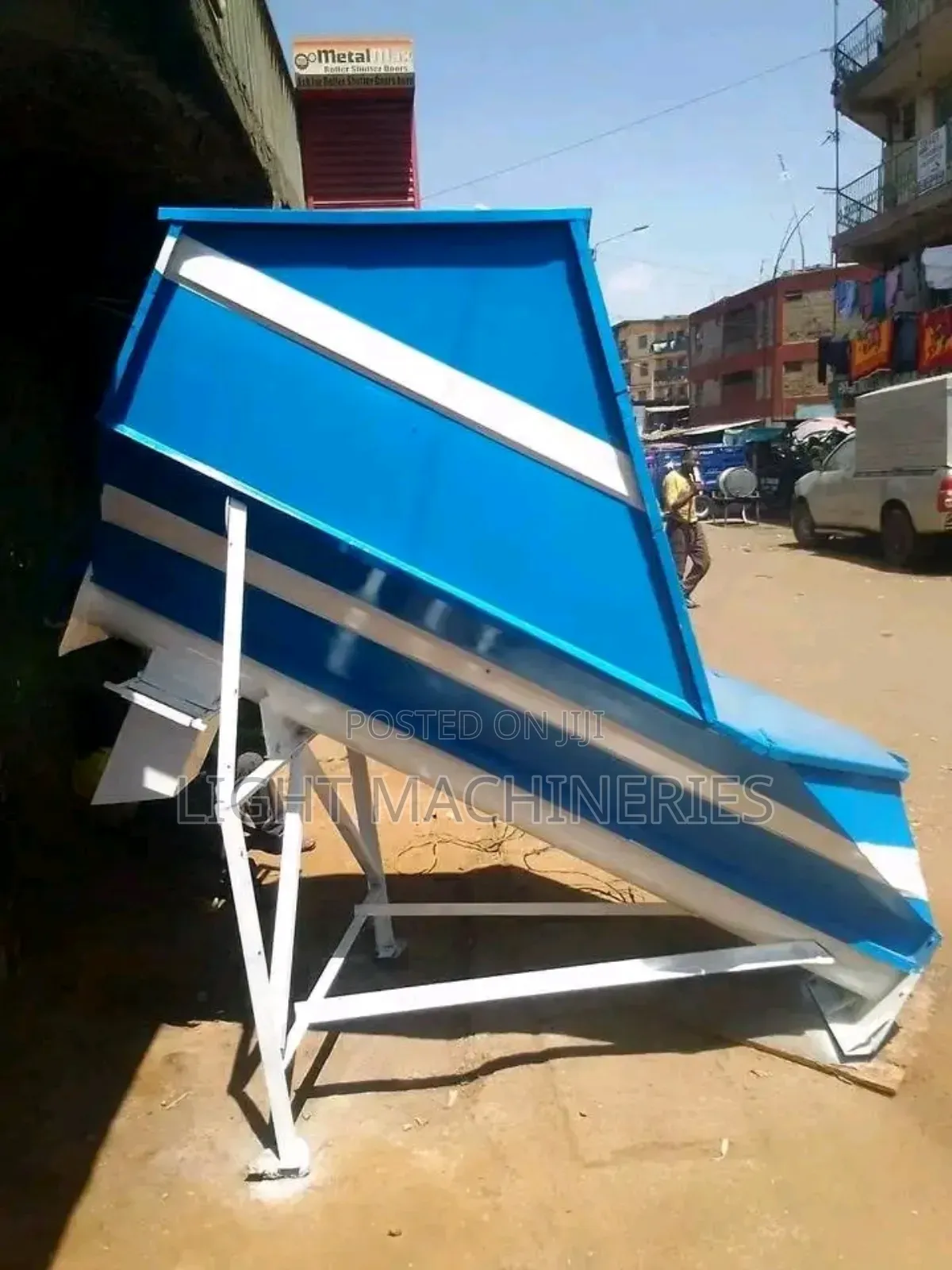 Feed Mixer