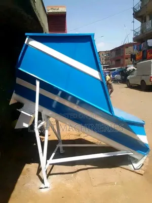 Feed Mixer