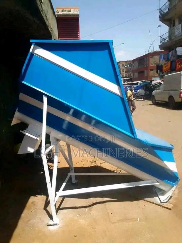 Feed Mixer