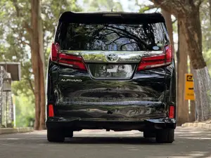 Toyota Alphard 2.5 Petrol FWD 2019 Black