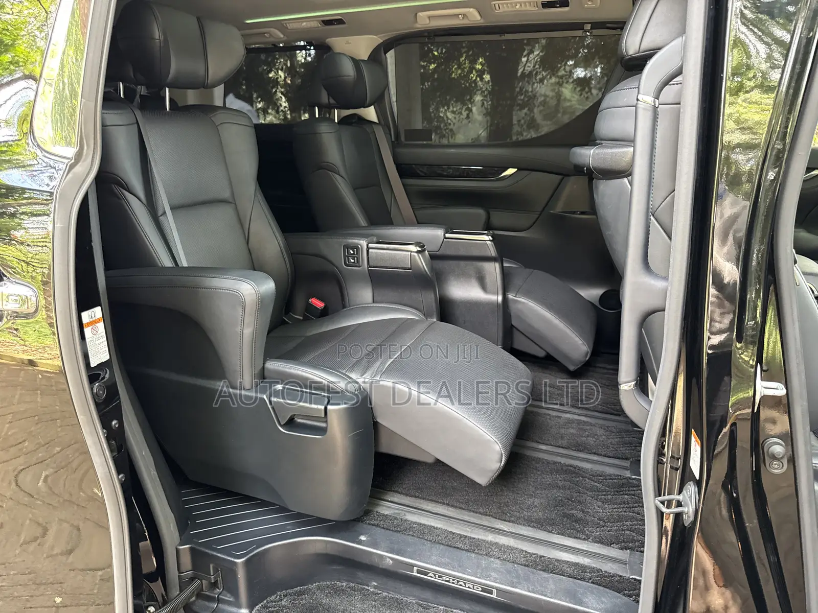 Toyota Alphard 2.5 Petrol FWD 2019 Black