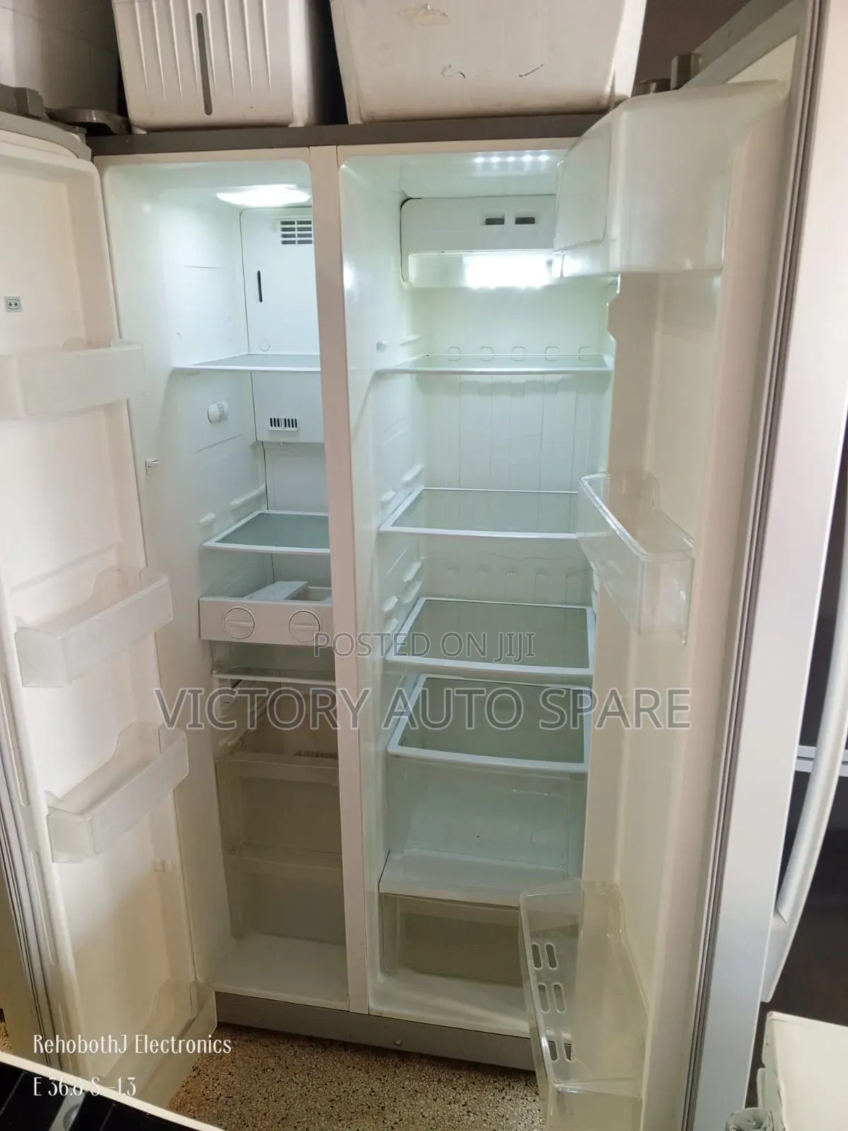 Ramtons Twin Door Fridge