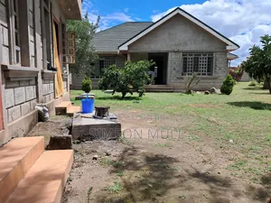 Plot and House
