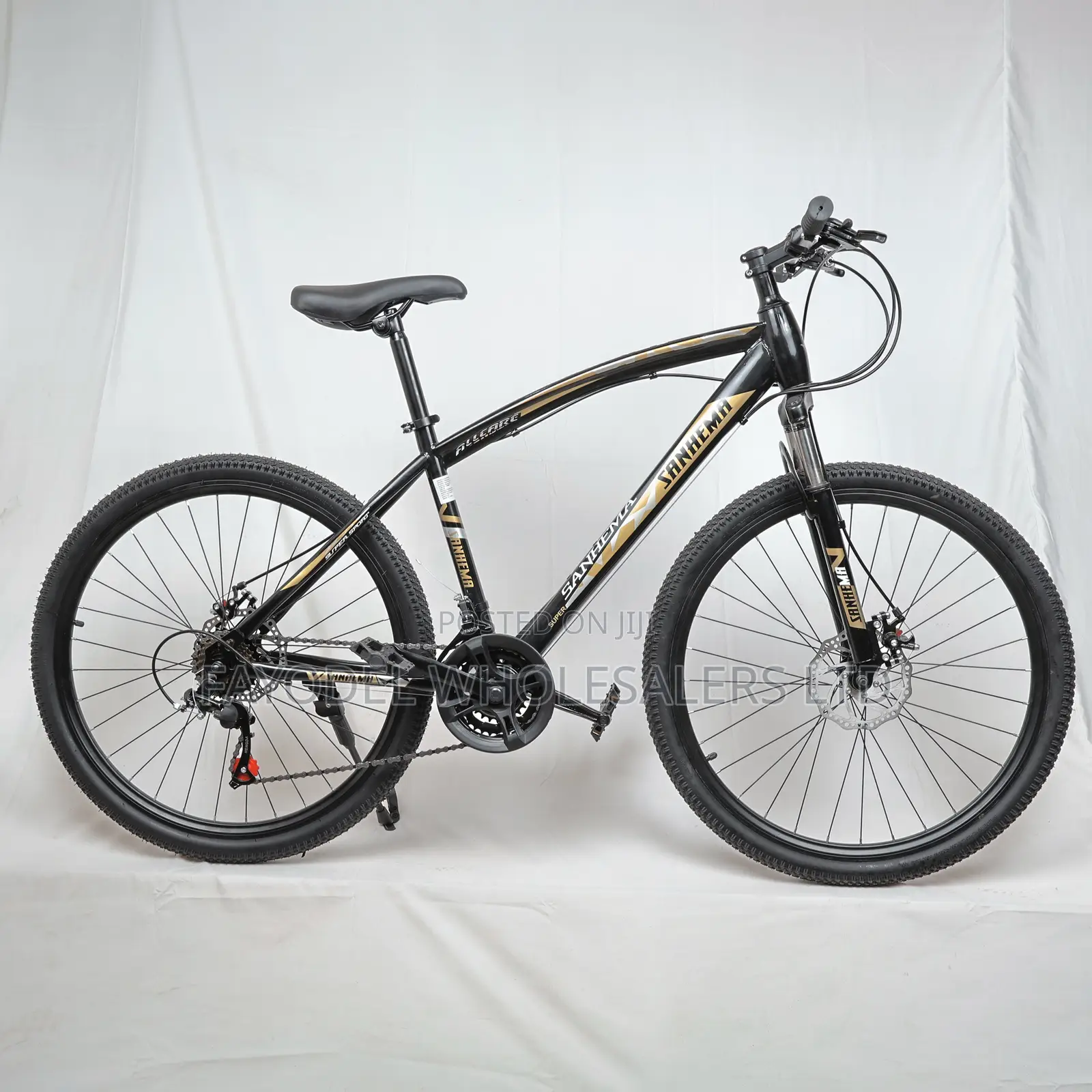 Sanhema Bike – 26′′ 21-Speed Adventure Bike