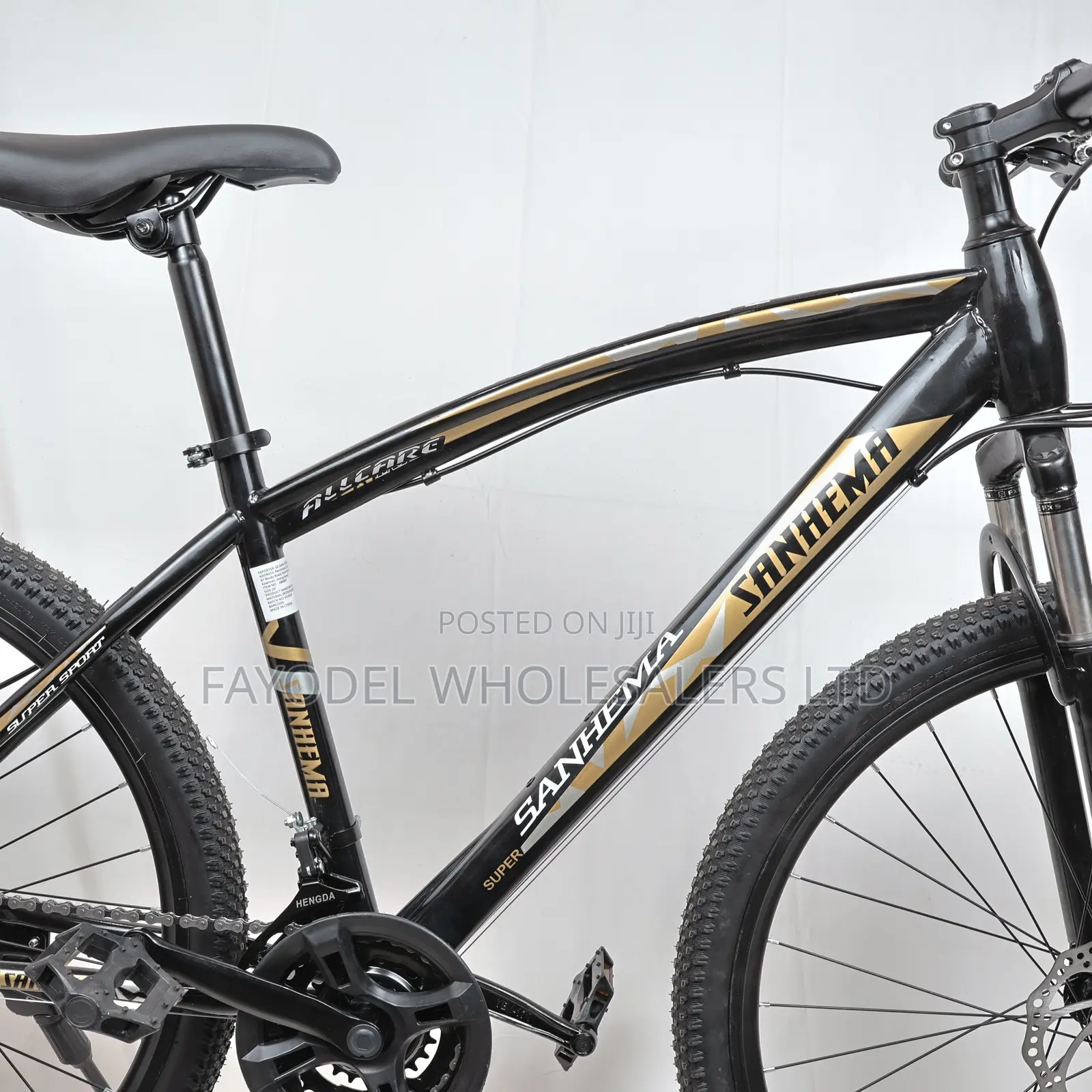 Sanhema Bike – 26′′ 21-Speed Adventure Bike