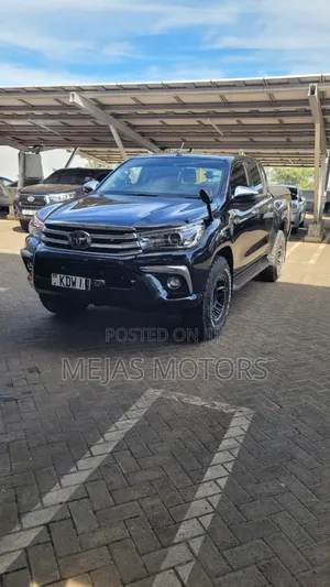 Toyota Hilux 2019 Black