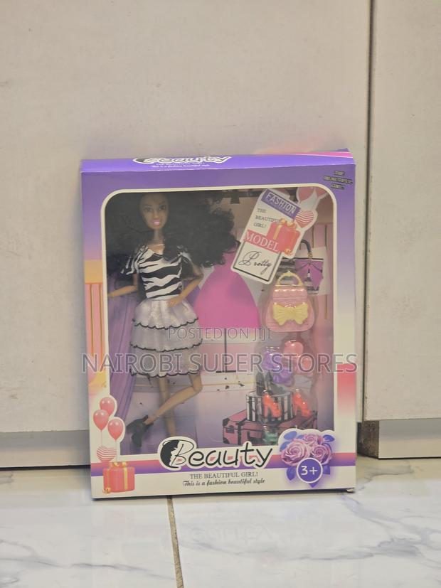 Beauty Fashion Doll With Accessories – Stylish Playset