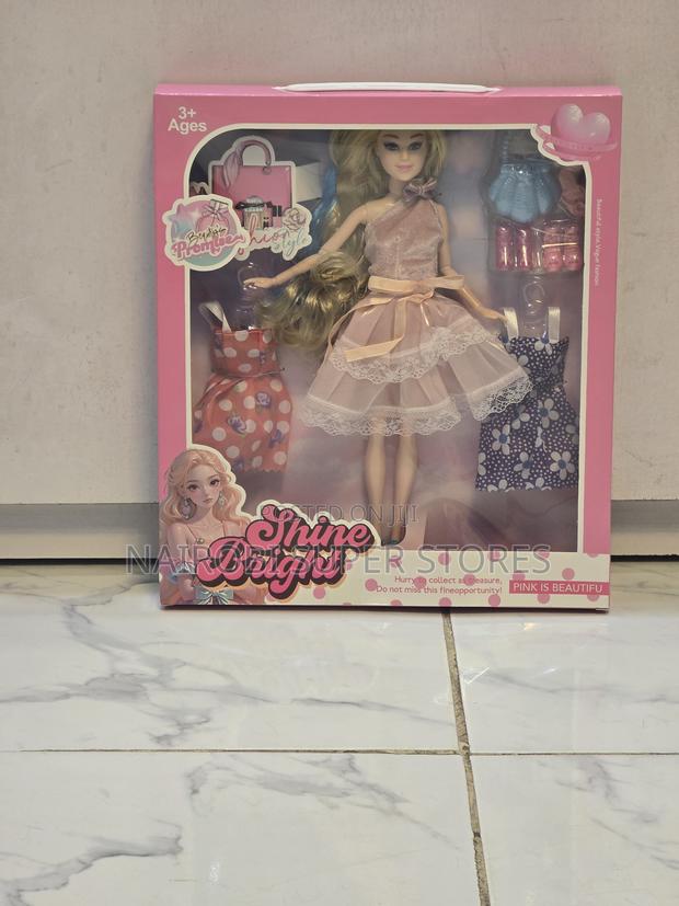 Shine Bright Fashion Doll Set – With Outfits Accessories